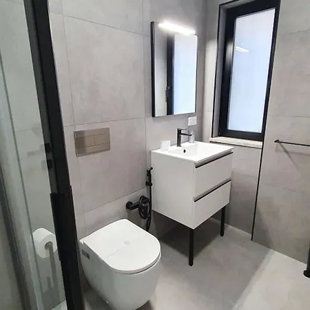 Akita Affittacamere Bari