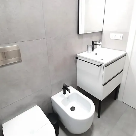 Akita Affittacamere Bari