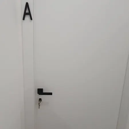 Akita Affittacamere Bari