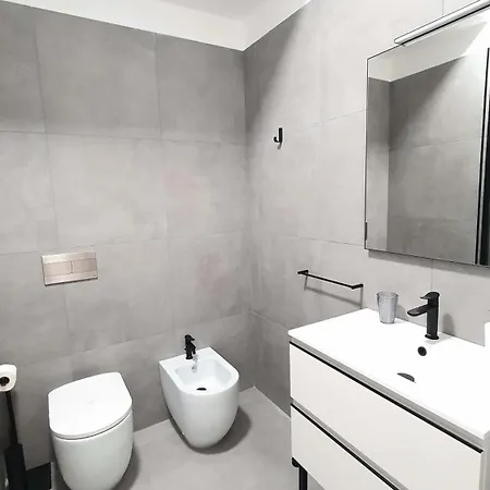 Akita Affittacamere Bari